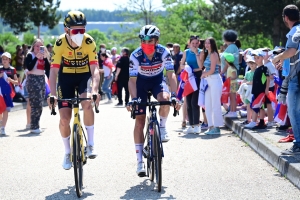 Tout roule pour le départ du Critérium du Dauphiné à Monistrol-sur-Loire (vidéo)