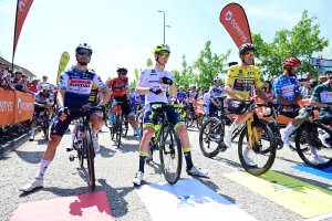 Tout roule pour le départ du Critérium du Dauphiné à Monistrol-sur-Loire (vidéo)