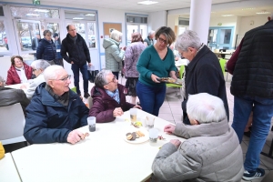 Monistrol-sur-Loire : 470 colis distribués pour les aînés de plus de 74 ans