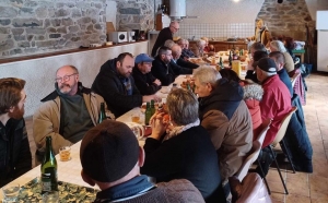 Queyrières : les villageois de &quot;Monedeyres&quot; se retrouvent pour la galette des rois