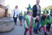 Monistrol-sur-Loire : un Carnaval déjanté et coloré dans les rues (vidéo)