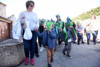 Monistrol-sur-Loire : un Carnaval déjanté et coloré dans les rues (vidéo)