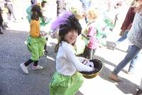 Monistrol-sur-Loire : un Carnaval déjanté et coloré dans les rues (vidéo)