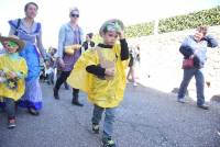 Monistrol-sur-Loire : un Carnaval déjanté et coloré dans les rues (vidéo)