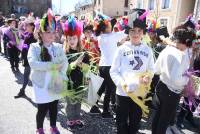 Monistrol-sur-Loire : un Carnaval déjanté et coloré dans les rues (vidéo)