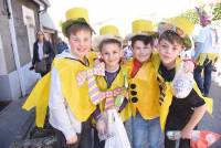 Monistrol-sur-Loire : un Carnaval déjanté et coloré dans les rues (vidéo)