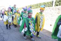 Monistrol-sur-Loire : un Carnaval déjanté et coloré dans les rues (vidéo)