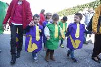 Monistrol-sur-Loire : un Carnaval déjanté et coloré dans les rues (vidéo)