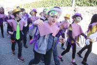 Monistrol-sur-Loire : un Carnaval déjanté et coloré dans les rues (vidéo)