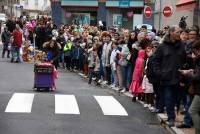 Yssingeaux : les rosalies du corso offrent davantage de proximité (vidéo)