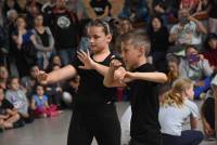 Les écoliers de Sainte-Sigolène et collégiens de Dunières s&#039;expriment en danse contemporaine