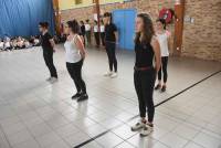 Les écoliers de Sainte-Sigolène et collégiens de Dunières s&#039;expriment en danse contemporaine