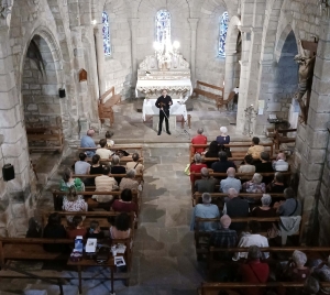 Le violoniste Dominique Hofer parachève les Décalc de l&#039;été à Saint-Pierre-Eynac