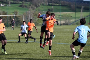 Foot, U18 : Le Puy élimine Emblavez et retrouvera Monistrol en finale