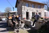 Des travaux sur les maisons d&#039;assemblée des Valentins et des Ollières