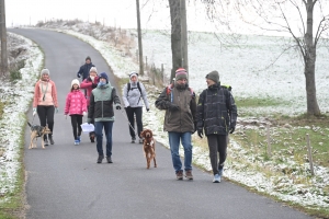 Beauzac : 50 marcheurs accompagnés de chiens à la première cani-rando