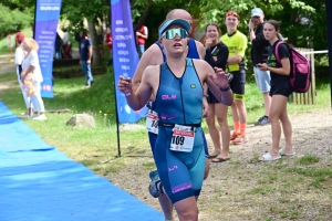 Triathlon des Sucs : Théo Debard retrouve une seconde jeunesse