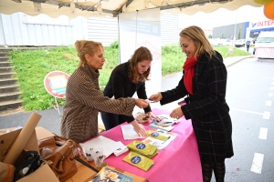 Monistrol-sur-Loire : des sourires malgré la pluie pour la Journée du commerce de proximité