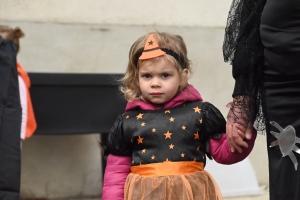 Yssingeaux : les enfants du quartier de &quot;Villeneuve&quot; fêtent Halloween