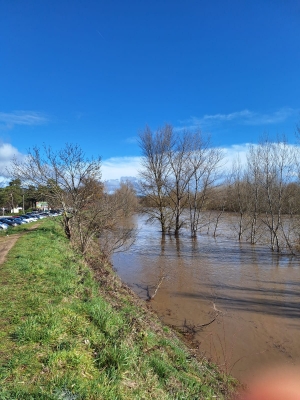 Les rivières en crue, des pêcheurs secourus à Bas-en-Basset : le point sur la situation (vidéo)