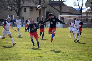 Foot, CHL : Velay FC évite le piège à Montfaucon-Montregard