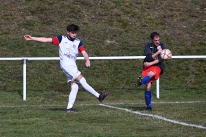 Foot, CHL : Velay FC évite le piège à Montfaucon-Montregard