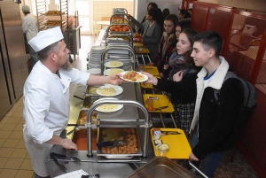 Yssingeaux : l&#039;Ensemble scolaire catholique fait goûter le repas végétarien