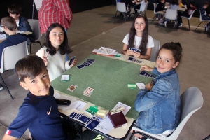 Yssingeaux : un tournoi de bridge pour 70 écoliers après une initiation