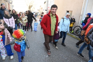 Le Carnaval des enfants met de la couleur à Bas-en-Basset