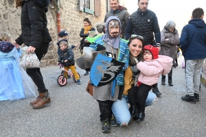 Le Carnaval des enfants met de la couleur à Bas-en-Basset