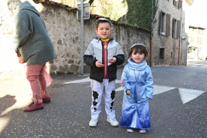 Le Carnaval des enfants met de la couleur à Bas-en-Basset