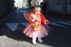 Le Carnaval des enfants met de la couleur à Bas-en-Basset