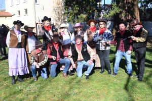 Le Carnaval des enfants met de la couleur à Bas-en-Basset