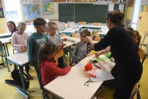 Saint-Julien-du-Pinet : les écoliers de Veyrines réalisent des livres tactiles