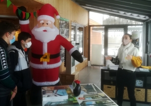 Monistrol-sur-Loire : les lycéens du &quot;Château&quot; visitent l&#039;entreprise Durieux Fermetures