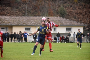 Foot, R2 : Sucs et Lignon souffle un peu, Retournac souffre encore