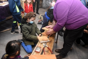 Yssingeaux : un Noël plus vert avec la fabrication de nichoirs