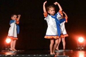 Yssingeaux : une malle aux souvenirs bien garnie à l&#039;association de danse