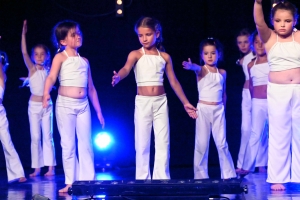 Yssingeaux : une malle aux souvenirs bien garnie à l&#039;association de danse