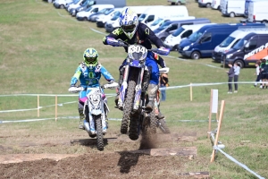 220 pilotes sur l&#039;endurance moto à Sauvessanges