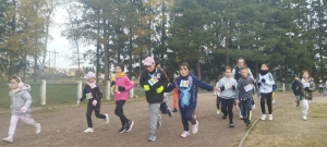 Sainte-Sigolène : 311 km parcourus par les écoliers de Germaine-Tillion au cross olympique et solidaire