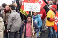 Le Puy-en-Velay : une manif sous le signe du muguet