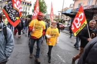 Le Puy-en-Velay : une manif sous le signe du muguet