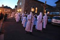 Tence : la procession des pénitents blancs en images