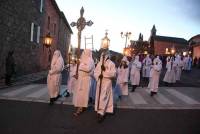 Tence : la procession des pénitents blancs en images