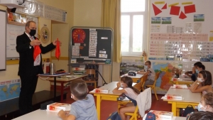 Yssingeaux : un magicien apparaît à l&#039;école Jean-de-la-Fontaine