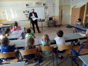 Yssingeaux : un magicien apparaît à l&#039;école Jean-de-la-Fontaine