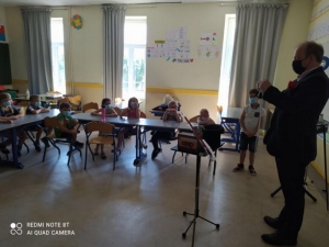 Yssingeaux : un magicien apparaît à l&#039;école Jean-de-la-Fontaine