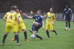 Foot, CHL : Velay FC s&#039;est montré patient à Sucs et Lignon