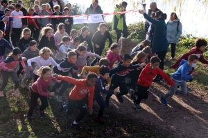 Bas-en-Basset : les écoliers de Louise-Michel ont couru pour les droits des enfants